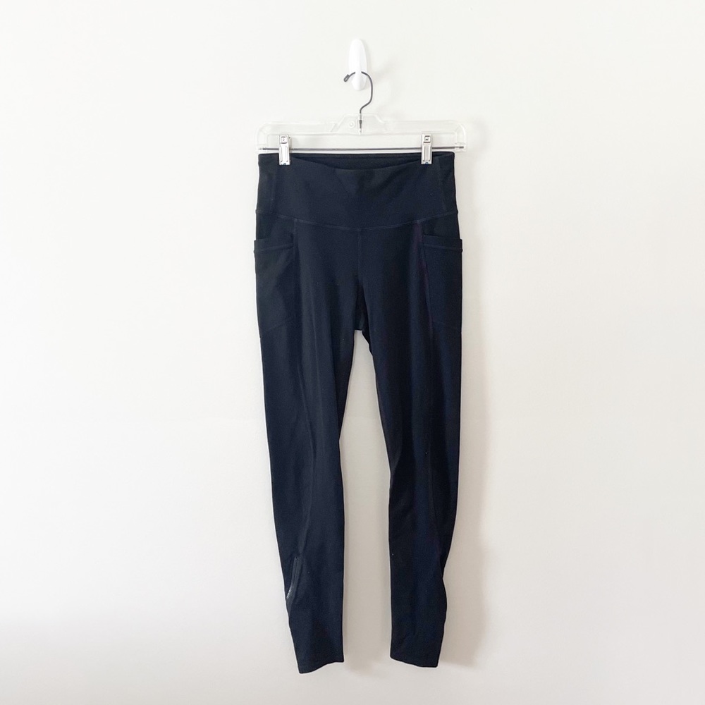 Athleta Chaturanga to Town Tight Leggings Zipper